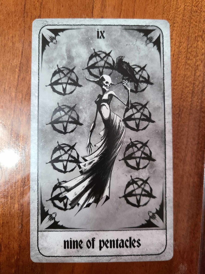 Weekly Tarot Reading: The Nine of Pentacles